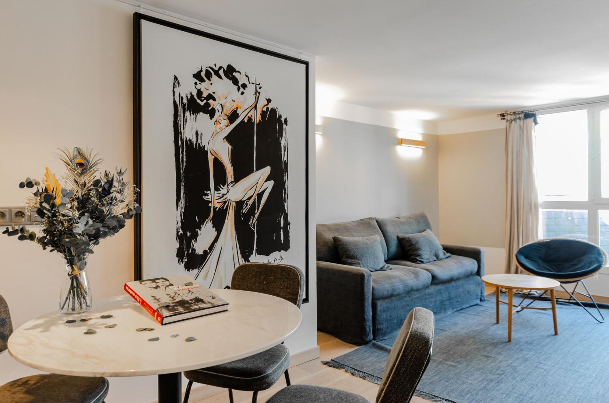 Parisian L Montmartre Apartment Paris