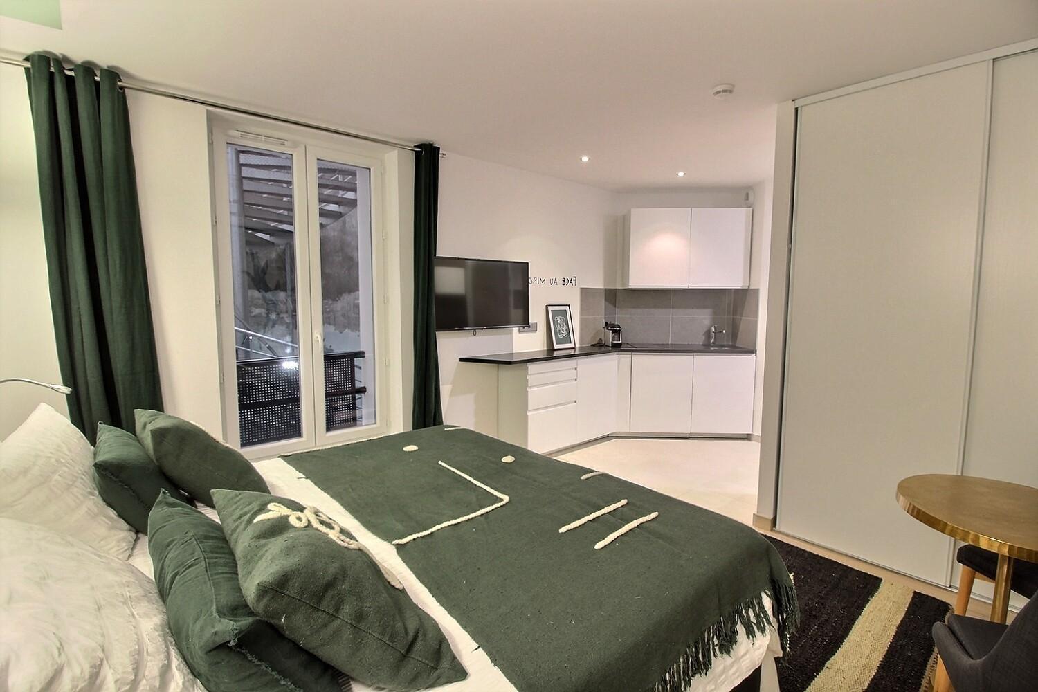 Apartment Parisian L Montmartre *
