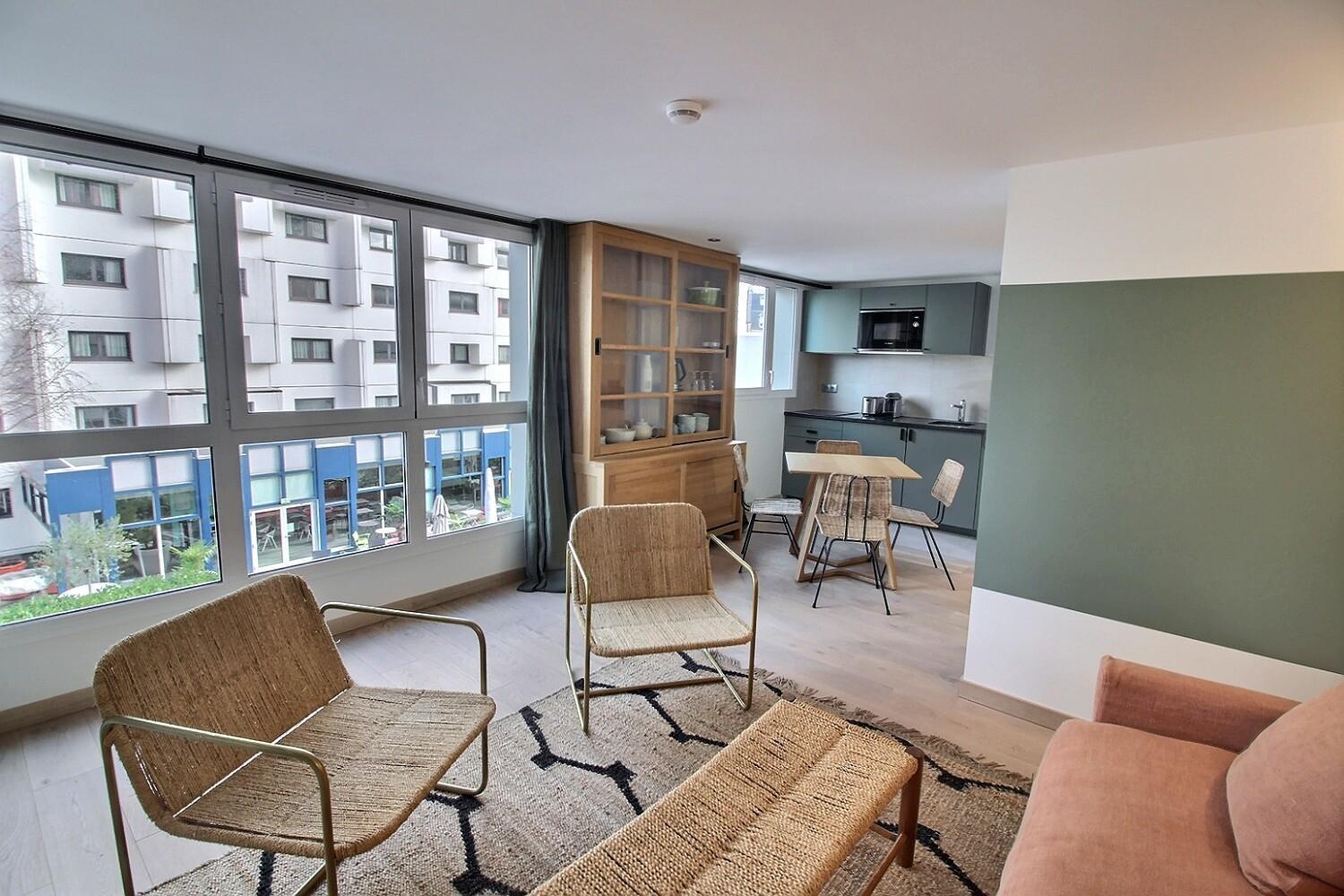 Apartment Parisian L Montmartre