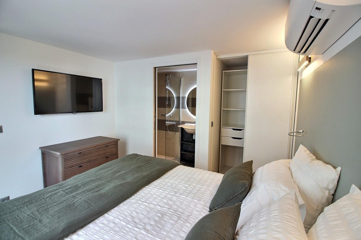 Apartment Parisian L Montmartre *