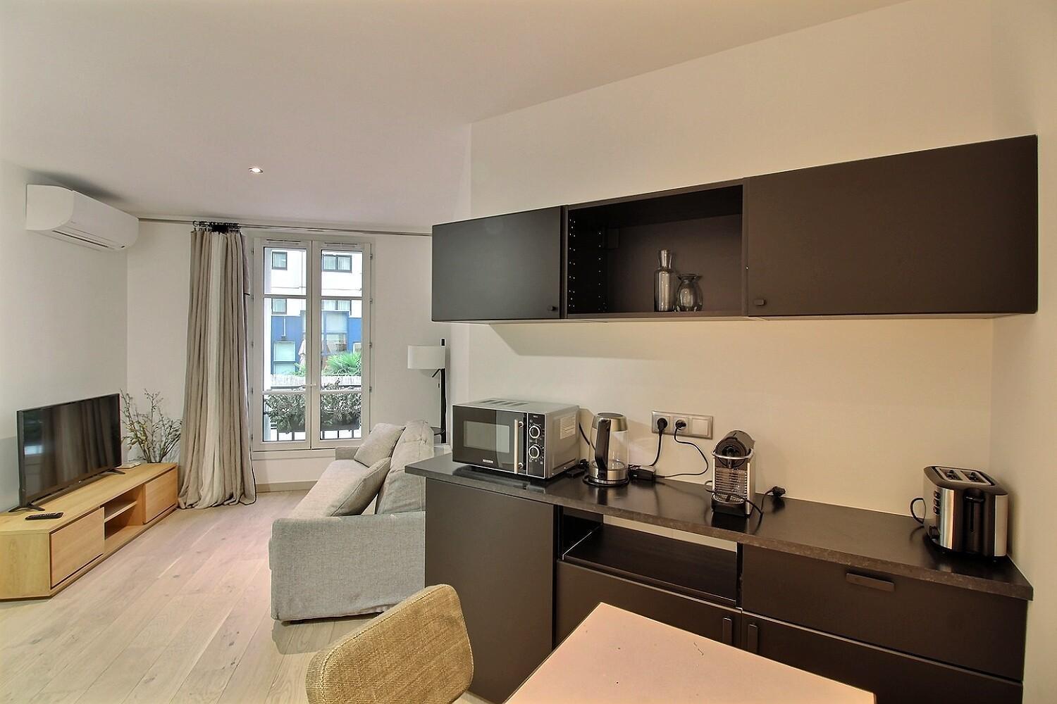 Apartment Parisian L Montmartre *
