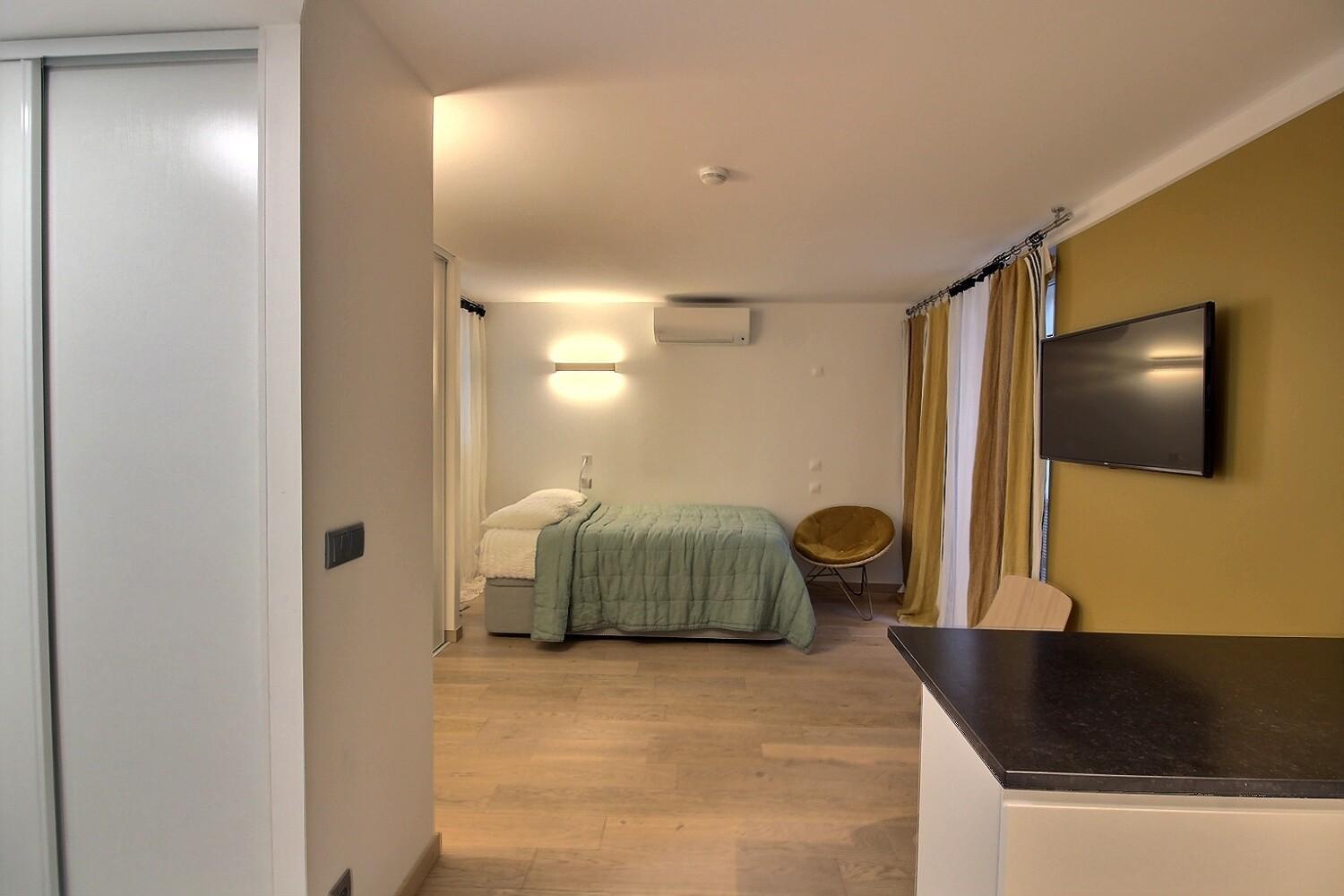 Apartment Parisian L Montmartre *